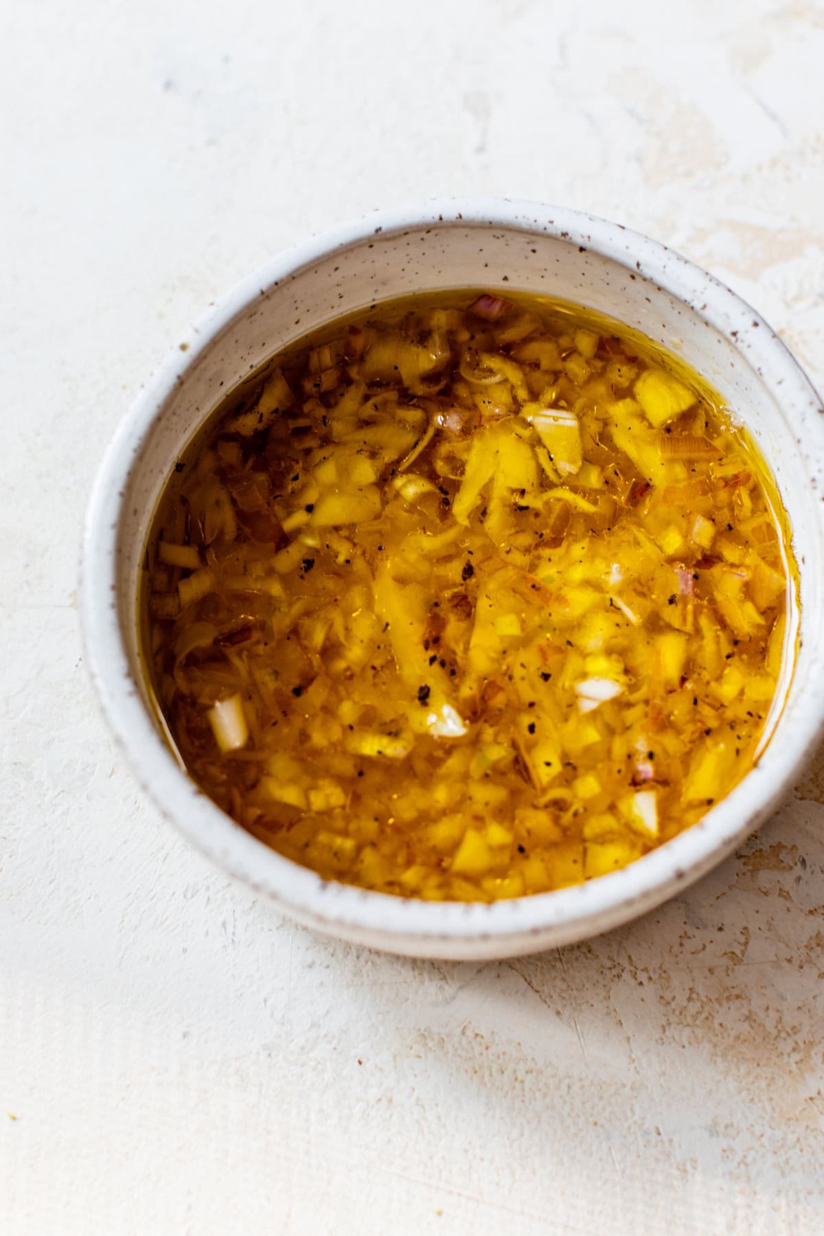 Lemon salad dressing