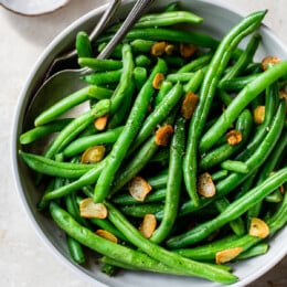 Green Beans with Garlic and Oil