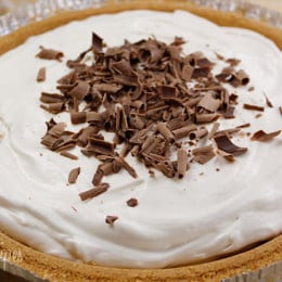 Pie is the new cupcake this year! Being that it's one of my favorite desserts, this lightened Banana Cream Pie recipe is creamy and delicious and super easy to make.