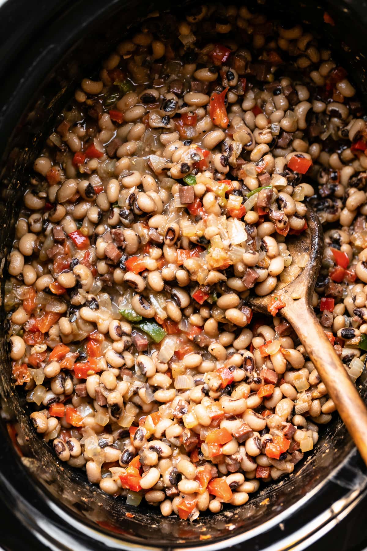 Slow Cooker Black Eyed Peas with Ham