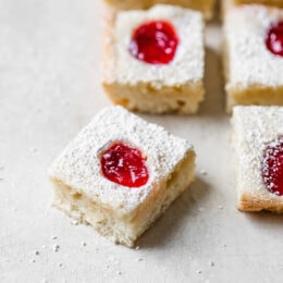 Strawberry Squares, these delicious baked treats are easy to make, feel free to use your favorite pie filling flavor!