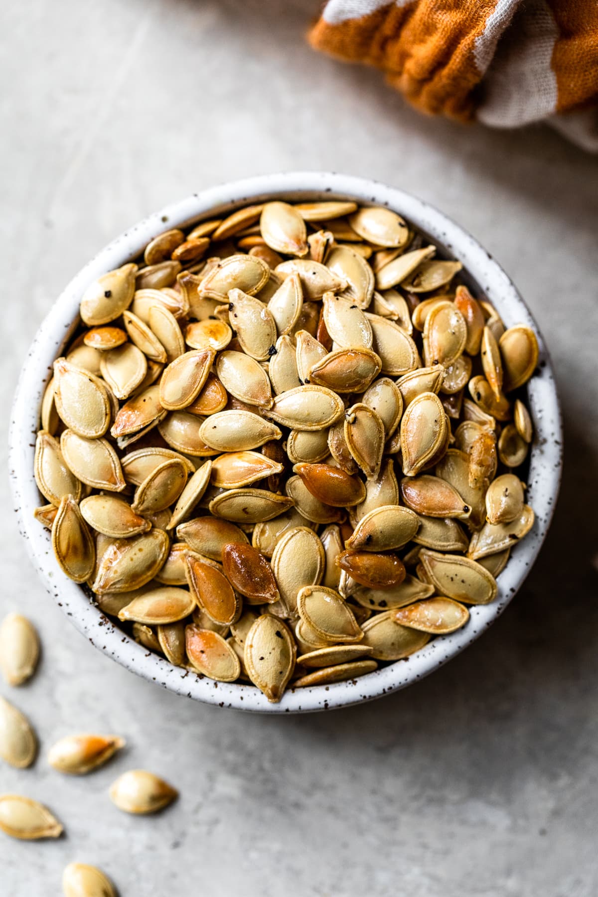 A bowl of roasted pumpkin seeds