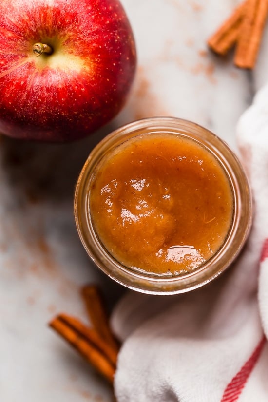 Crock Pot Applesauce – Homemade apple sauce doesn't get easier than using your slow cooker!!