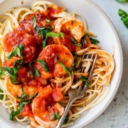 Shrimp Fra Diavolo over linguini