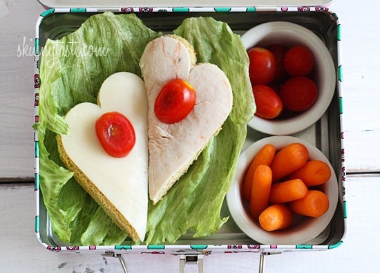 Hey Moms and Dads, I have been coming up with creative ways to make kids lunch healthy, fun and delicious and came across this easy trail mix recipe.