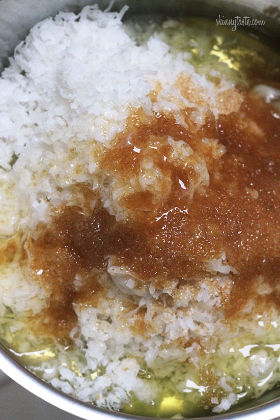 I took last year's plain coconut macaroons and drizzled them with a little chocolate to satisfy my craving. I reduced the sugar a little to compensate for the chocolate and drizzled some chocolate over them once they were done.