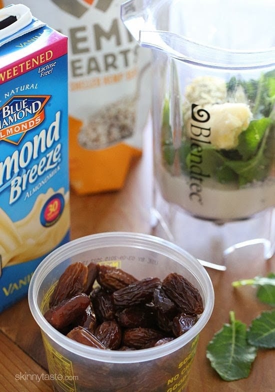 Baby kale, banana, chia seeds, and shelled hemp seeds – this superfood smoothie is packed with nutrients and it's quite delicious and satisfying. It's also vegan, dairy-free and gluten-free.