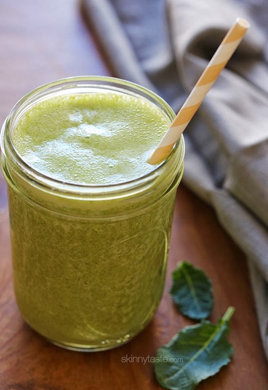 Baby kale, banana, chia seeds, and shelled hemp seeds – this superfood smoothie is packed with nutrients and it's quite delicious and satisfying. It's also vegan, dairy-free and gluten-free.