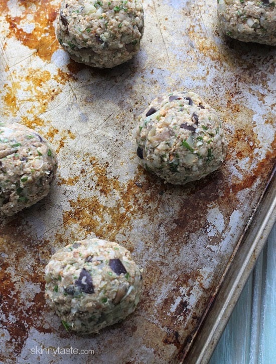 These vegan eggplant meatballs are amazing meatless meatballs, made with eggplant, white beans and breadcrumbs to hold them together. If I was a vegan, I would have no problem eating this for dinner every night!