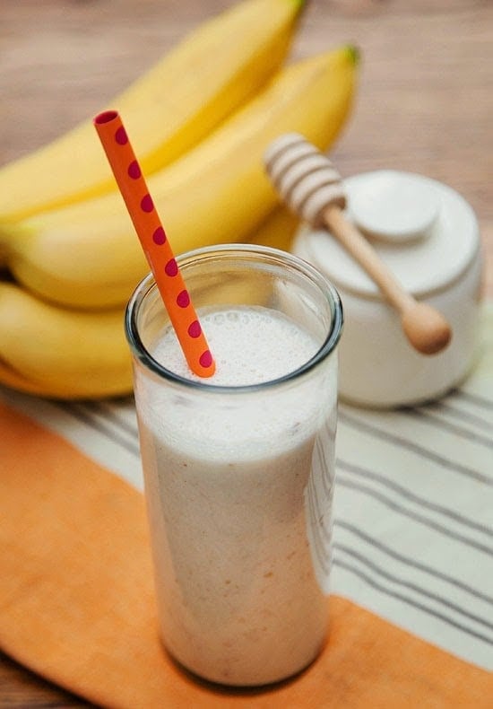 This simple Banana Date Smoothie is made with a combo of banana, dates, yogurt, honey, ice, and cinnamon, makes a refreshing and tasty concoction.