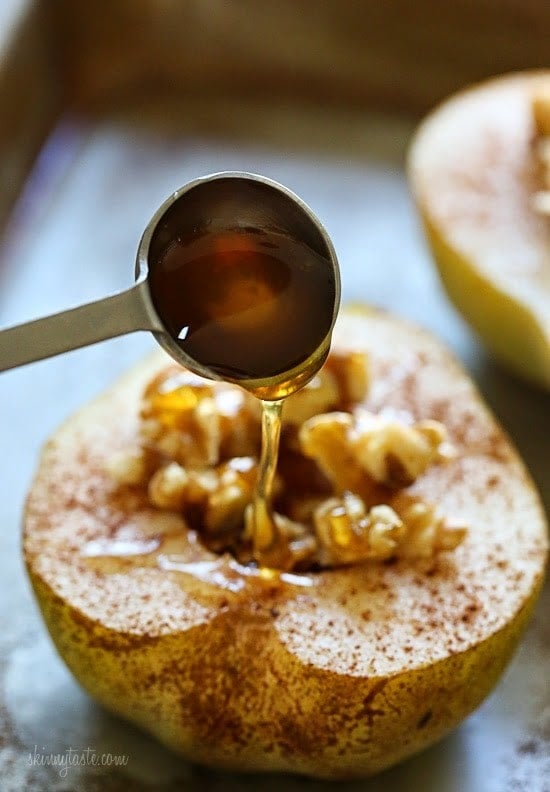 Baked Pears with just (4) Ingredients! This EASY dish made with honey, walnuts and cinnamon is perfect for breakfast or dessert!