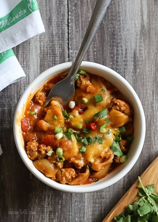 One Pot Cheesy Turkey Taco Chili Mac One Pot Cheesy Turkey Taco Chili Mac recipe is so easy and protein packed! Made with taco seasoning, beans, and pasta shells topped with cheese is a favorite in my home! Bonus points for dirtying only one pot!