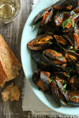 Mussels in a spicy red marinara sauce – simple and elegant, best served with lots of whole wheat crusty bread for dipping into the delicious sauce.