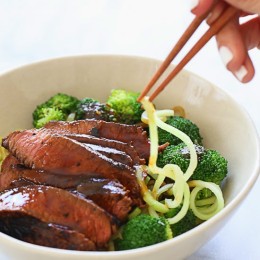 Marinated sirloin steak with broccoli and spiralized broccoli noodles in a delicious hoisin sauce. This dish is out-of-this-world good, and so filling I couldn't even finish it! You NEED this in your life!