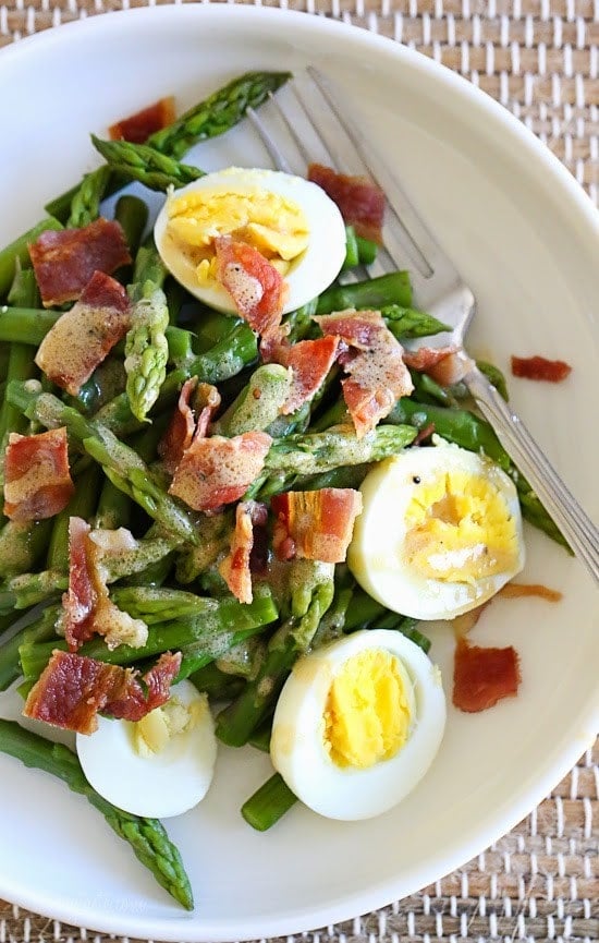 Asparagus Egg and Bacon Salad with Dijon Vinaigrette Asparagus Salad with Egg and Bacon