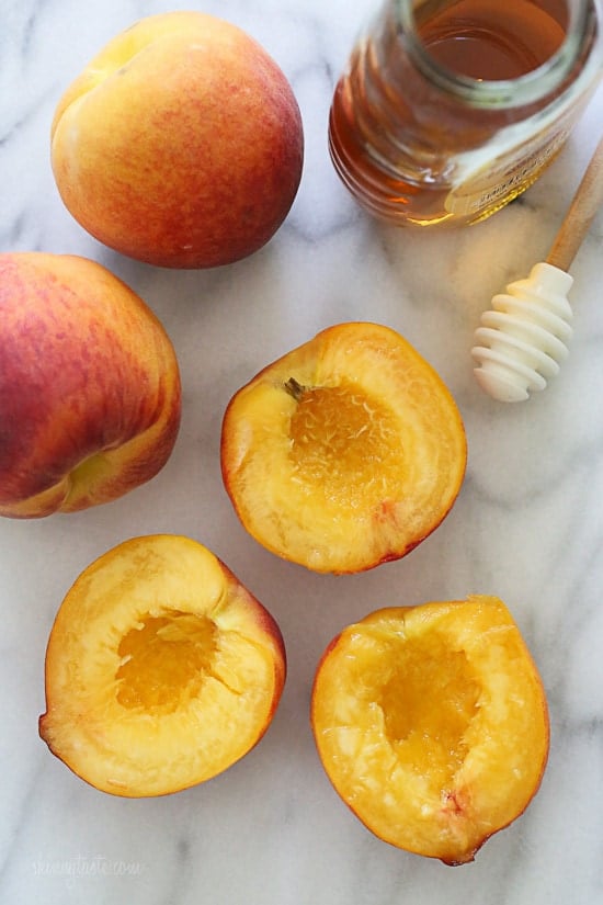 Grilled Peaches With Honey and Yogurt Grilled Peaches With Honey and Yogurt – an easy summer dessert for under 100 calories!
