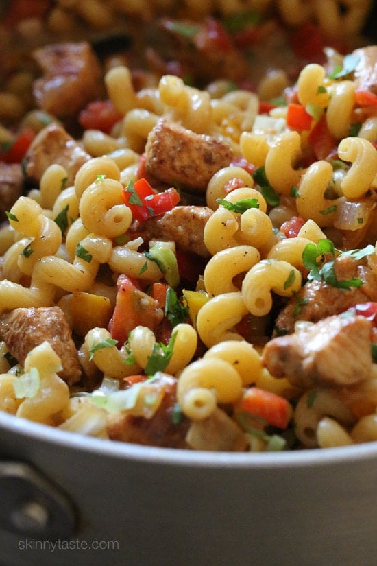 One-Pot Chicken Fajita Pasta One-Pot Chicken Fajita Pasta – an easy Mexican inspired pasta dish!