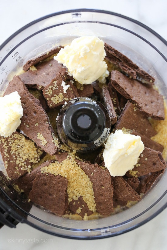 Easy 3-Ingredient Low-Fat Graham Crust Easy 3-Ingredient Low-Fat Graham Crust