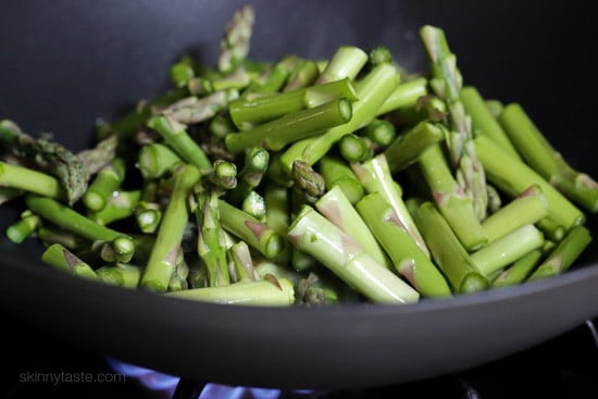 Chicken Asparagus Stir-Fry in Light Teriyaki Sauce