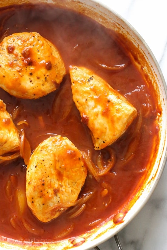 Skillet Chicken with Chipotle and Tomatoes