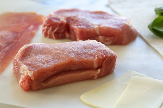 These stuffed pork chops are SO good, inspired my a meal I had a few nights ago at a local Italian restaurant. Stuffed with prosciutto, mozzarella and baby spinach then topped with garlic and breadcrumb.