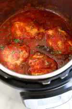 Chicken Cacciatore made in an Instant! The sauce is hearty and chunky, loaded with chicken, tomatoes, peppers and onions (I sometimes add mushrooms too!)