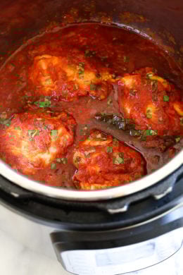 Chicken Cacciatore made in an Instant! The sauce is hearty and chunky, loaded with chicken, tomatoes, peppers and onions (I sometimes add mushrooms too!)