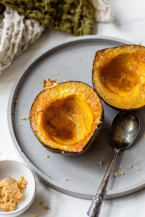 roasted acorn squash