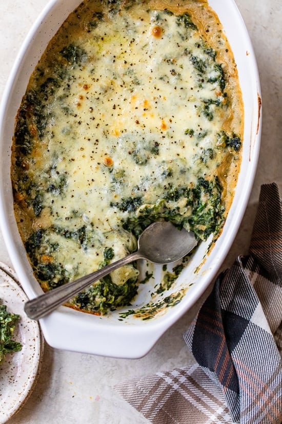 Spinach with cream sauce and cheese