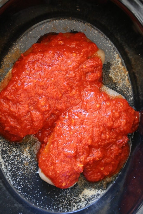 Slow cooker harissa chicken