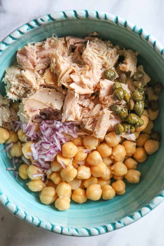 Chickpea Tuna Salad with capers is perfect for lunch! Quick and easy for meal prep! Healthy and filling, this mayo-less Tuna Salad is loaded with protein and Omega 3s and tastes even better the next day.