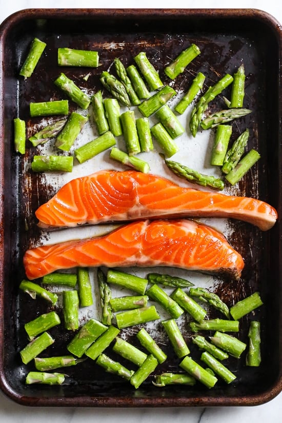 Baked Honey-Teriyaki Salmon and Asparagus with Cauliflower Rice, this 15-minute dinner is not just tasty, it's also good for you!