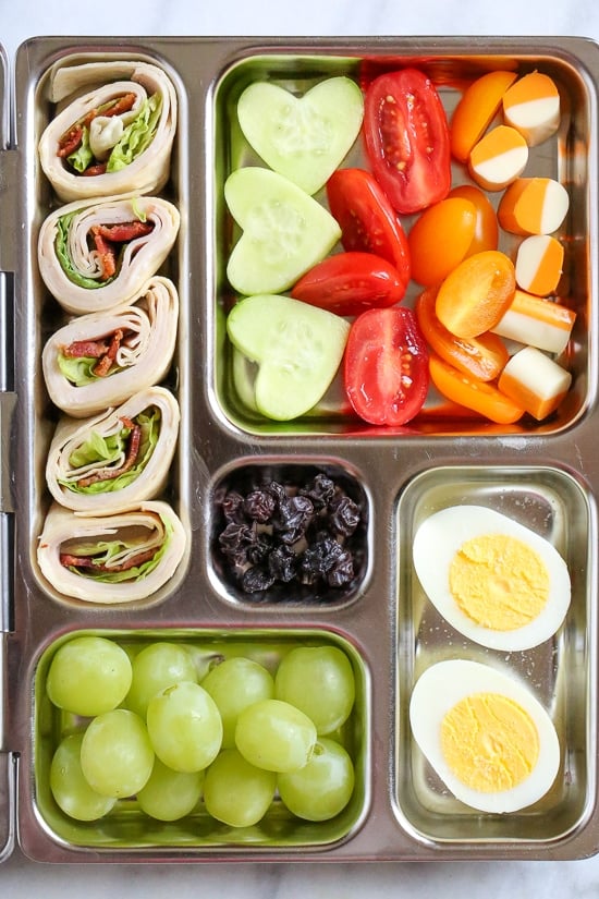 Your kids will love these Turkey Club Rollups packed in their bento style lunchbox!