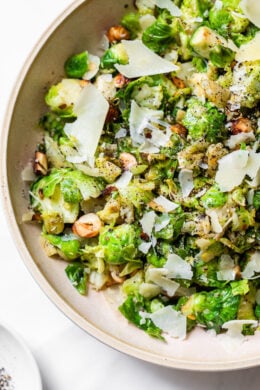 Cacio e Pepe Brussels Sprouts swaps out pasta for shredded Brussels sprouts in this low-carb take on the Italian classic. Cacio e pepe translates from Italian to “cheese and pepper” and traditionally is served as a pasta dish.
