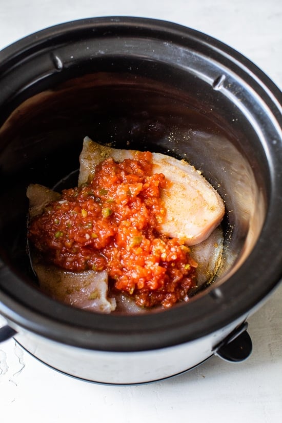 chicken breast and salsa in slow cooker