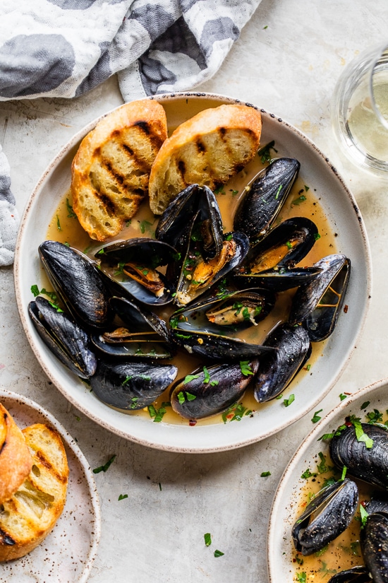 Garlic White Wine Mussels
