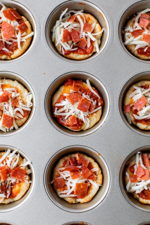 Pepperoni Pizza muffins