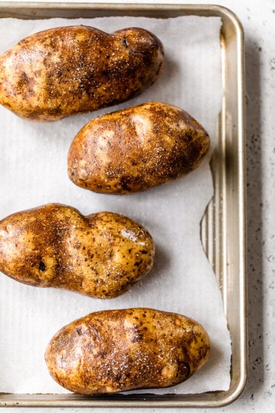 how to make baked potatoes