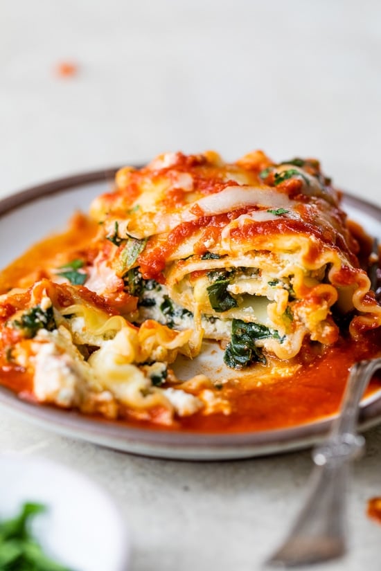 Spinach Artichoke Lasagna Roll Ups
