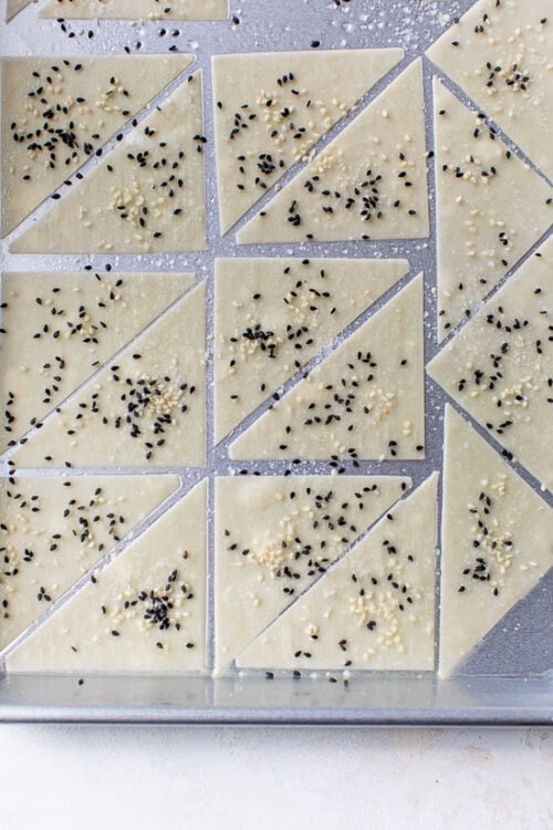 How to make baked wonton chips