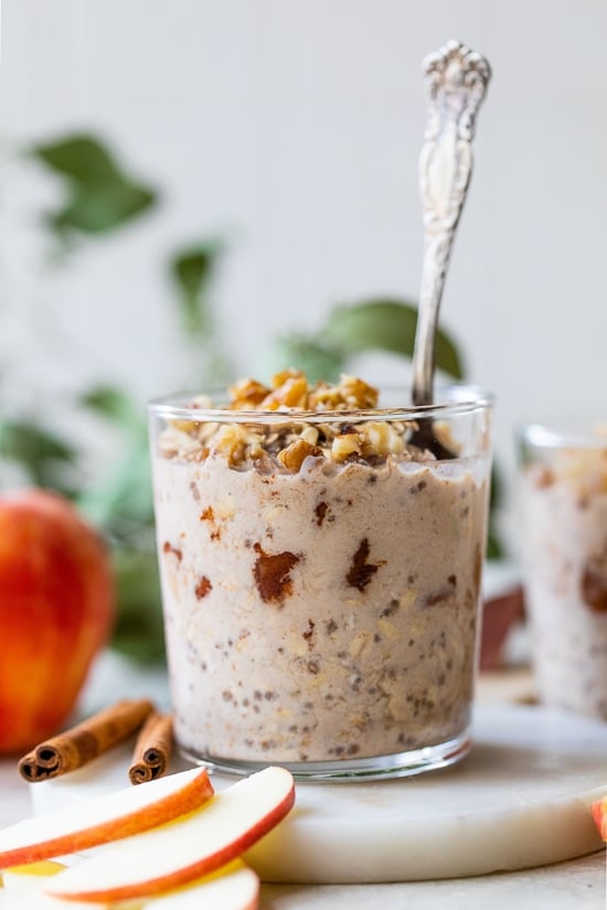 Apple Pie Overnight Oatmeal