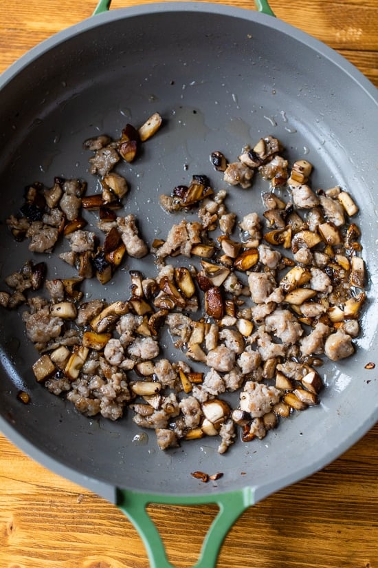 breakfast sausage and mushrooms