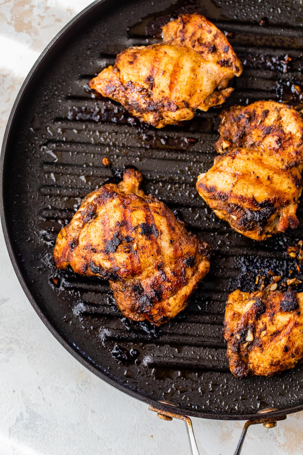 chicken thighs on grill pan