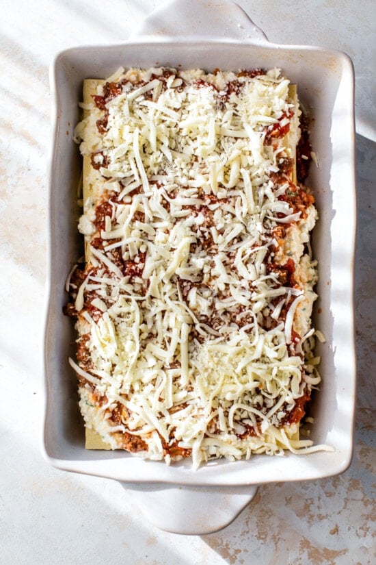 Lasagna recipe steps, layering each element