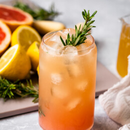 Grapefruit Ginger Kombucha Mocktail