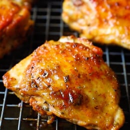Crispy Baked Chicken Thighs