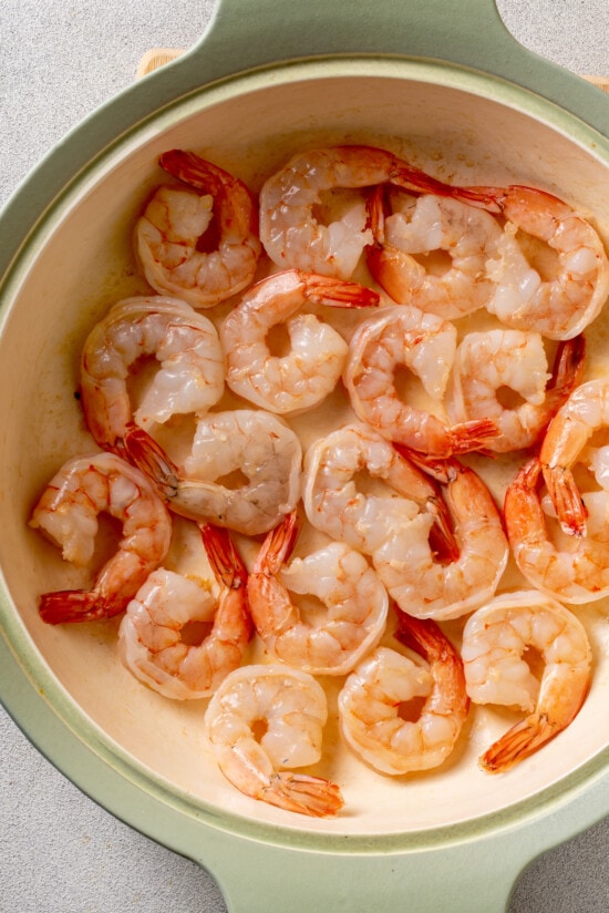 With juicy shrimp, asparagus, and red bell peppers, this Shrimp Stir Fry recipe makes a quick, easy, and healthy dinner in just 20 minutes! Shrimp in a frying pan