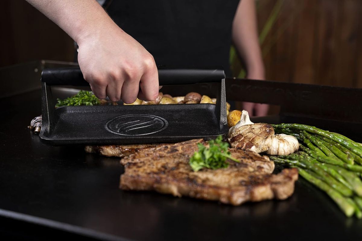 Blackstone Griddle Press