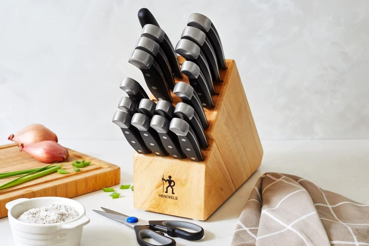 Henckels knife block set