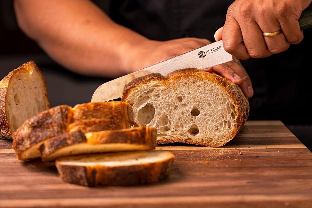 Hexclad serrated knife